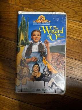 The Wizard of Oz (VHS, 1996) MGM/UA Digitally Mastered THX Clamshell Edition